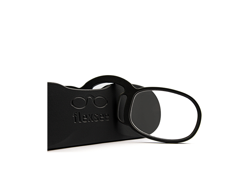 عینک مطالعه Flexsee Light با طراحی بدون دسته پنسی و نشکن و ساختار سیلیکونی مقاوم